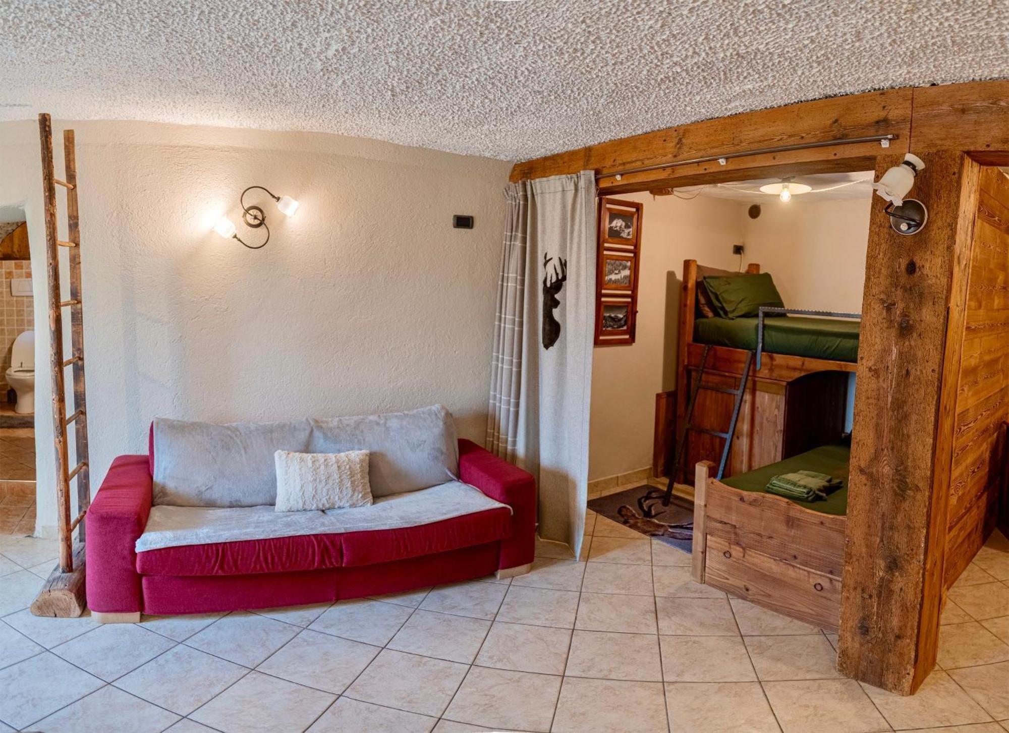 La Maison De Karen The Deer House Gignod المظهر الخارجي الصورة